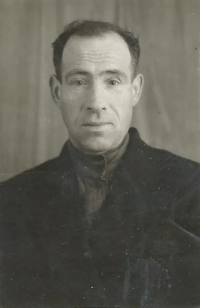 Холобаев Михаил Макарович