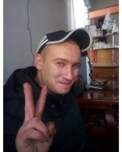 Добреля Максим