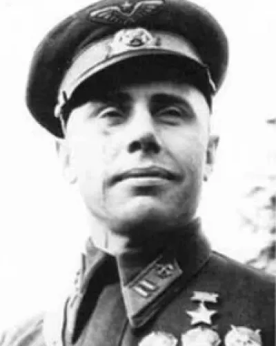 Хохлов Петр Ильич