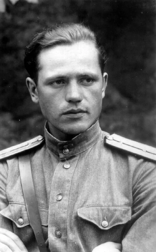 КНЯЗЕВ ВЕНИАМИН СЕРГЕЕВИЧ